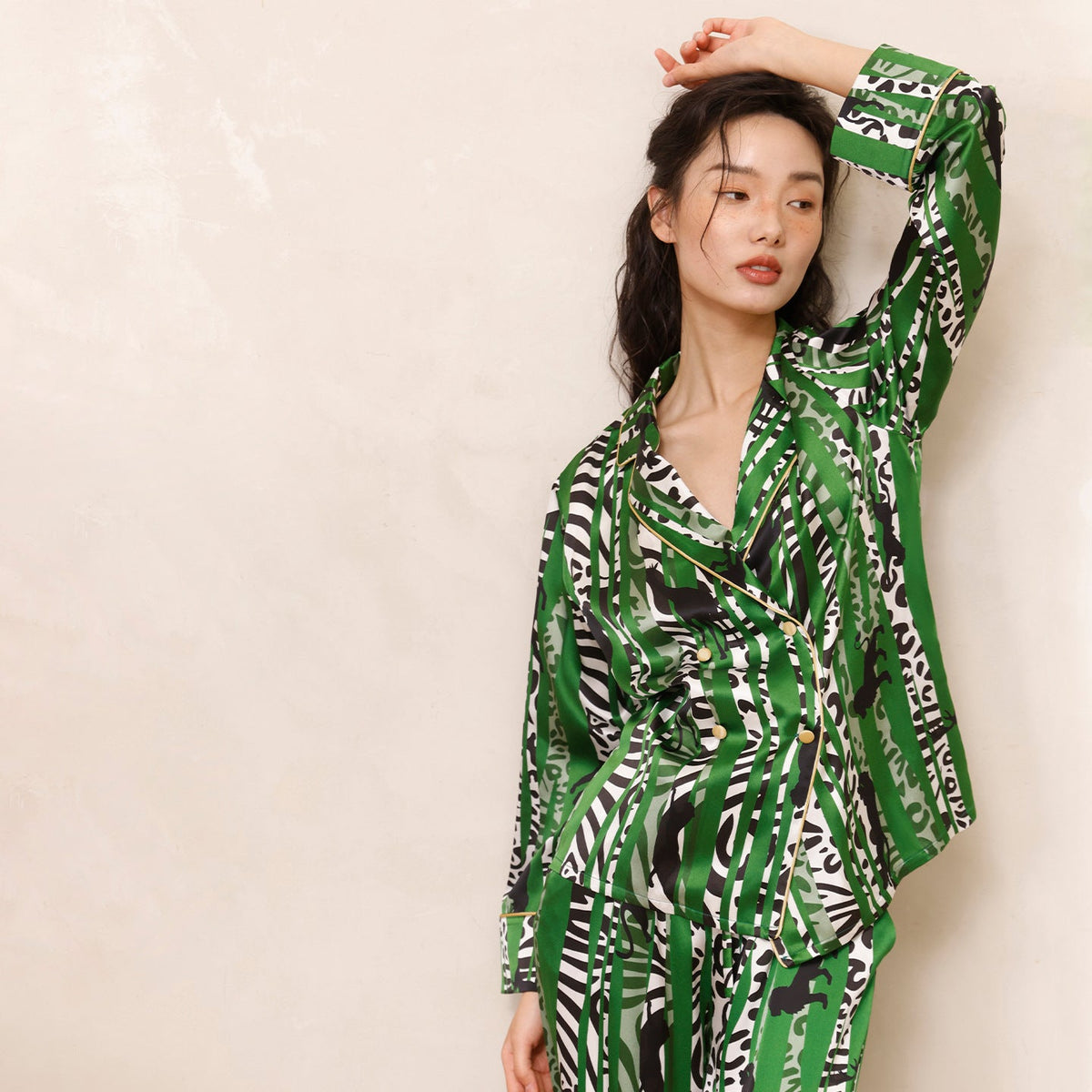 Long Sleeve 100% Mulberry Silk Pajama Set – Oasis Print, All-Season